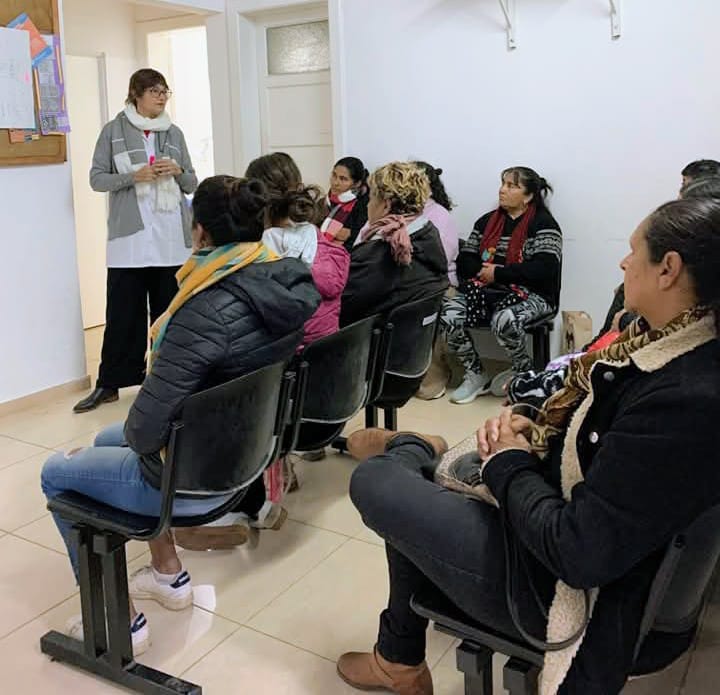 Se realizó una charla sobre las enfermedades de la Tiroides